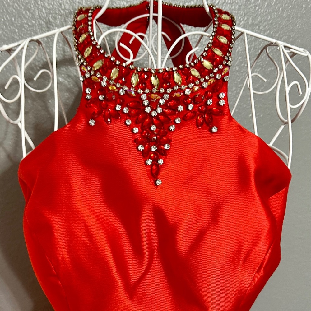 Long evening/formal/prom gown